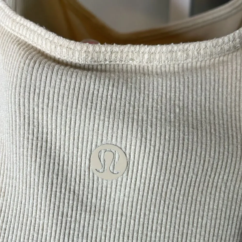 Lululemon LA Front Cut-Out Crop Tank Top sz 4 Trench Cream Beige Modal 446